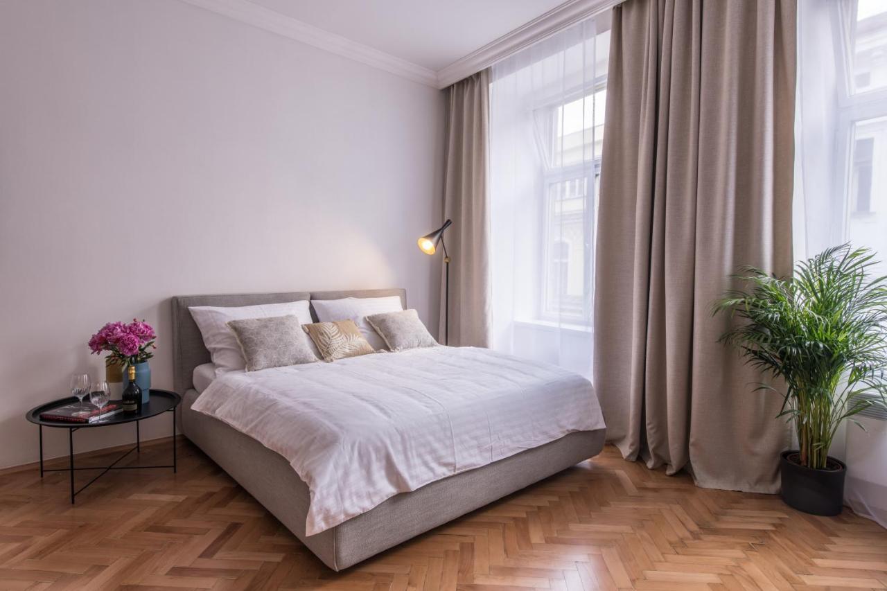 New Design Apt - Central Location Wenceslas Square Prag Exterior foto