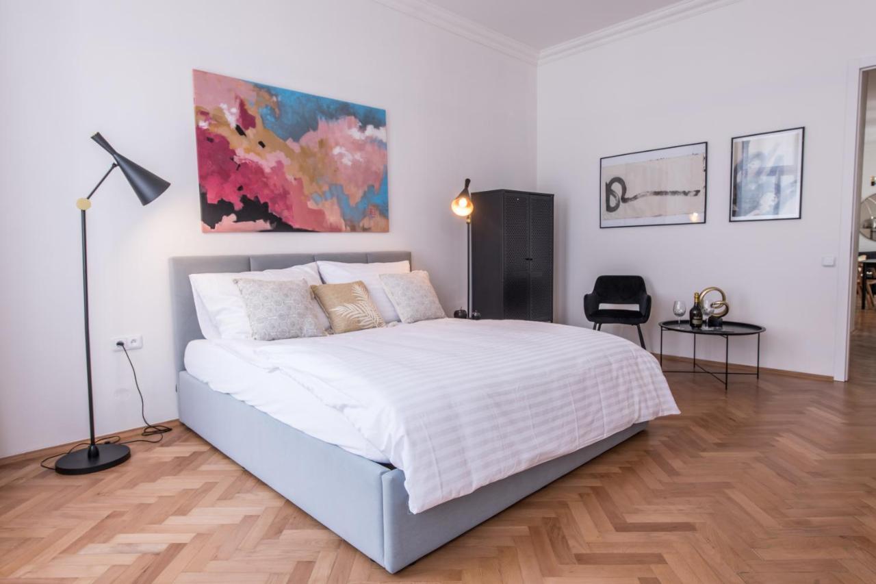 New Design Apt - Central Location Wenceslas Square Prag Exterior foto